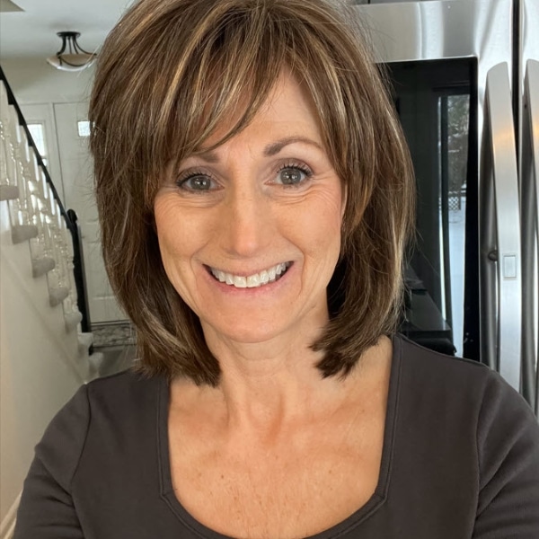 Team member of Elite Home Cleaning - Lori